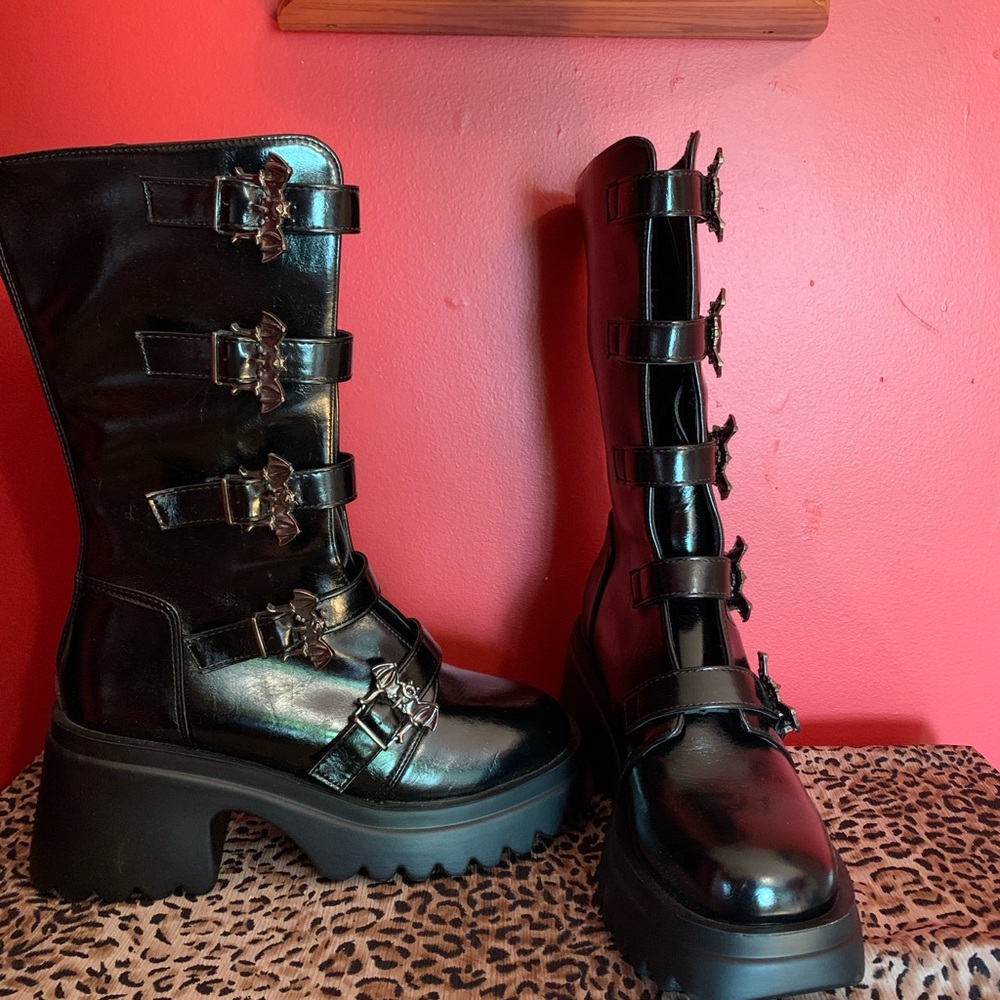 Black Combat Boots with Chunky Platform and bat buckles